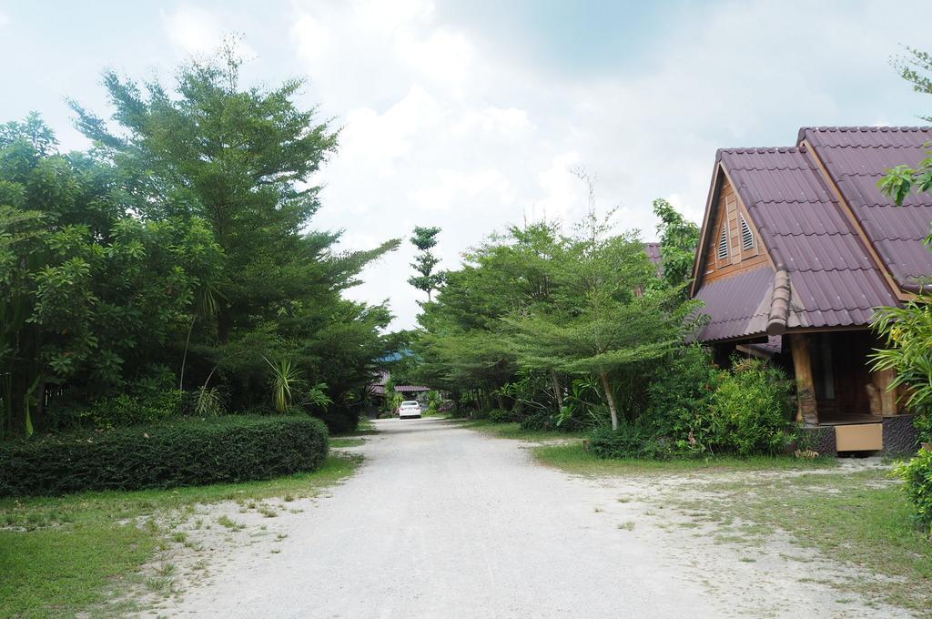Daranee Resort Ranong Exterior photo